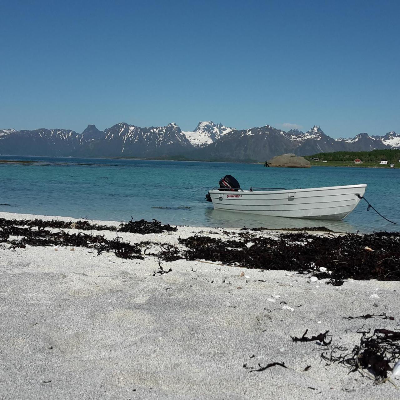 Prima Lofoten Myrland Exterior foto
